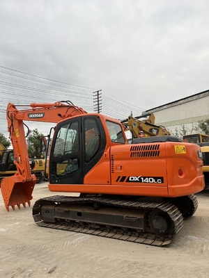 Χρησιμοποιούμενη εκσκαφέας Doosan 140LC με χαμηλές ώρες εργασίας σε άριστη κατάσταση