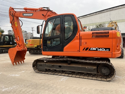 Χρησιμοποιούμενη εκσκαφέας Doosan 140LC με χαμηλές ώρες εργασίας σε άριστη κατάσταση