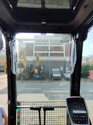 Χρησιμοποιούμενη Υούνταϊ HX220L Excavator 22 Τόνων Crawler Machine σε εξαιρετική κατάσταση