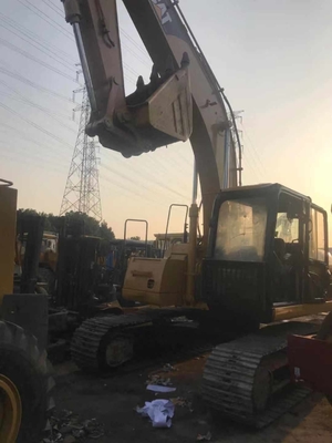 Η Caterpillar χρησιμοποιεί εκσκαφείς 320CU με χωρητικότητα κουβάς 0,8m3 και χαμηλές ώρες εργασίας
