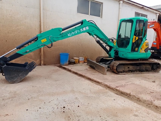 KX161 Μίνι σκάφος Kubota στην Ιαπωνία με πρωτότυπο χρώμα και άλλο υδραυλικό κύλινδρο