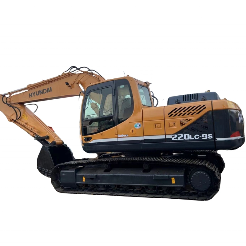 Χρησιμοποιήθηκε υδραυλική εκσκαφή 220LC-9S με πρωτότυπο κινητήρα από την Κορέα