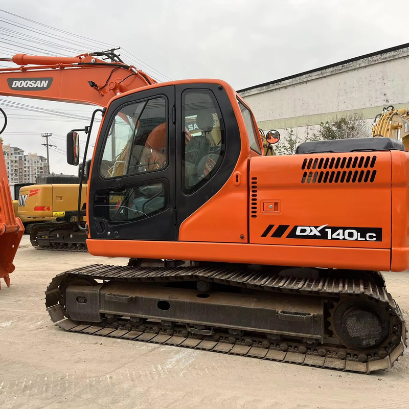 Χρησιμοποιούμενη εκσκαφέας Doosan 140LC με χαμηλές ώρες εργασίας σε άριστη κατάσταση